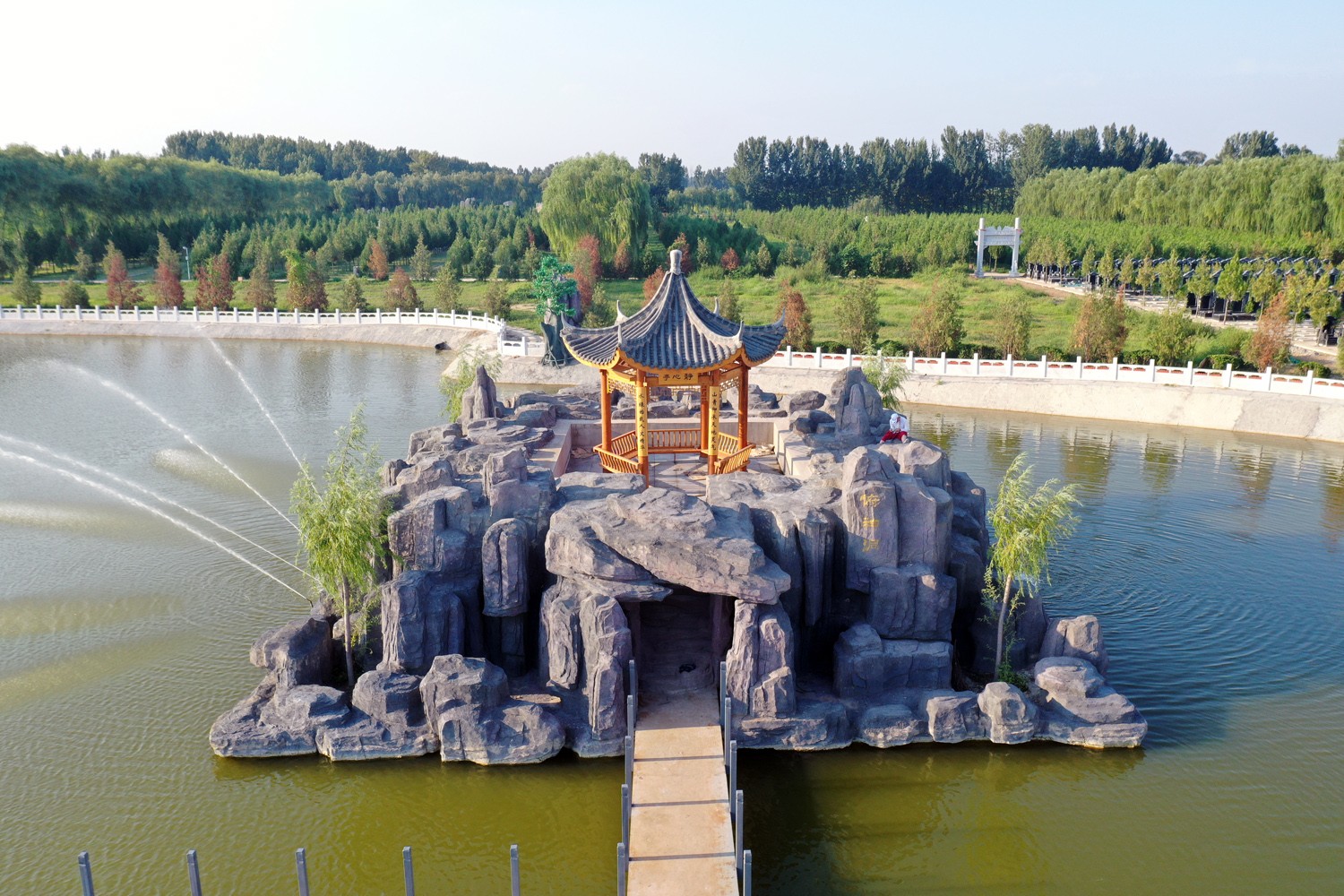 漷县附近墓地
